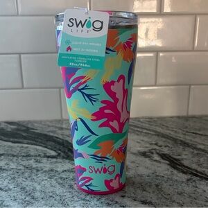 Brand New Swig Life in Paradise Floral 32oz Insulated Tumbler Hot Cold mug